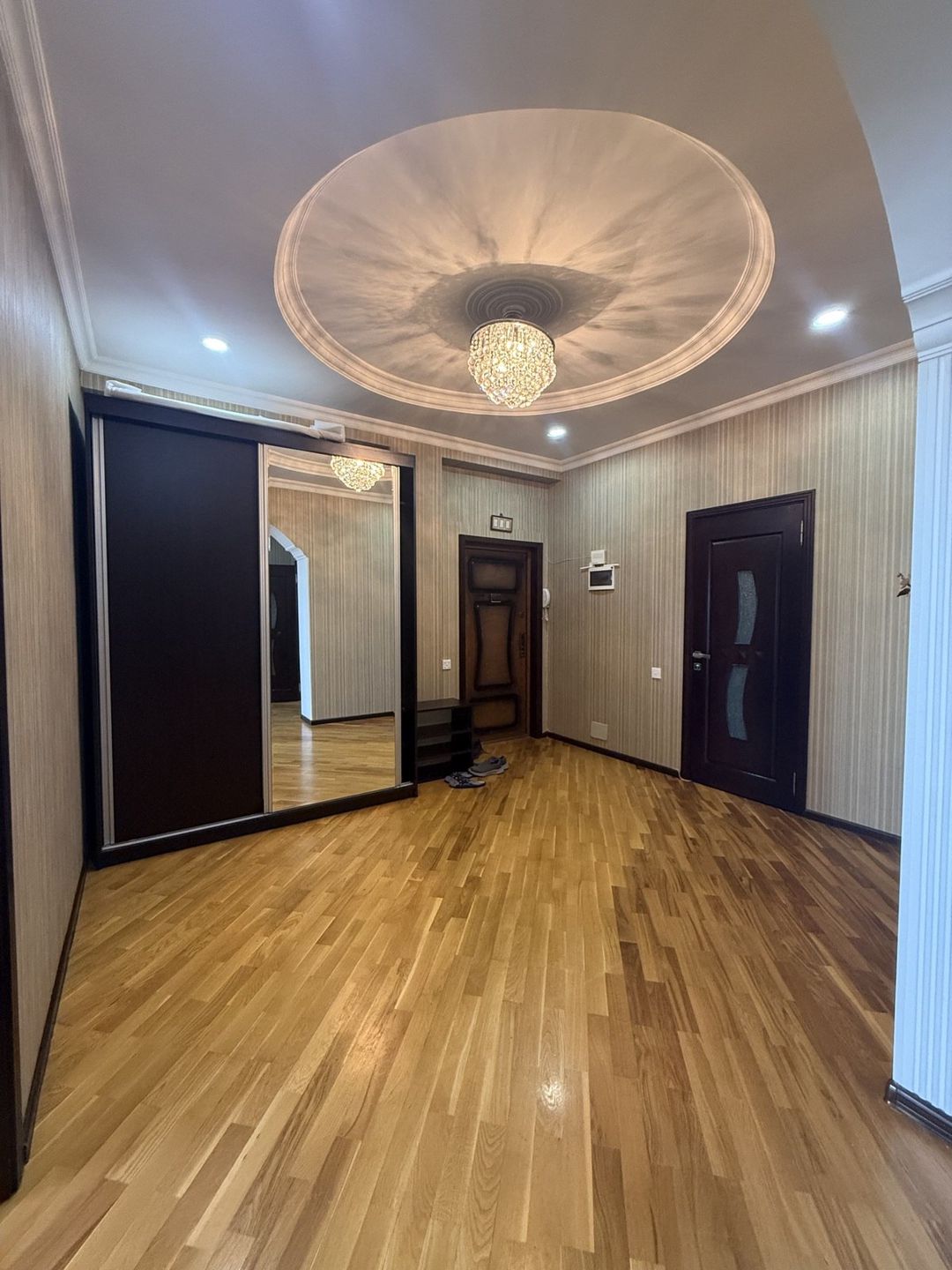 İcarəyə verilir 3 otaqlı yeni tikili 130 m² — Mənzil, Bakı (3)