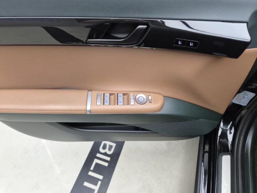 Hyundai Grandeur, 1.6 L, 1.49 kWh, 2023 il, 140 100 km — Avtomobillər (12)