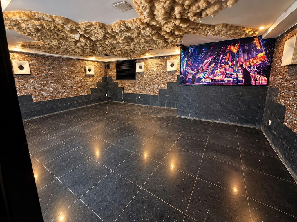 Mərkəzdə — Xəqani küçəsində icarəyə verilir: 101.6 m² kommersiya — Əmlak, Bakı (2)