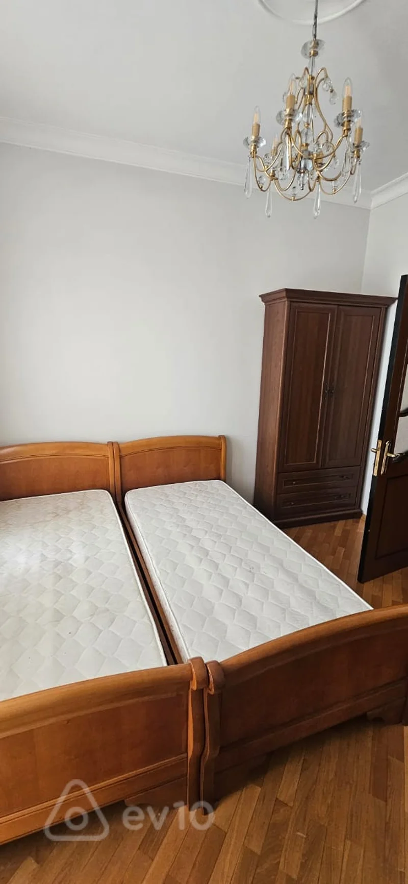5 otaqlı mənzil, 180 m², Yasamal rayonu, Elmlər metrosunun yaxını, Gömrük Komitəsinin yanı — kirayə — Mənzil, Bakı (8)
