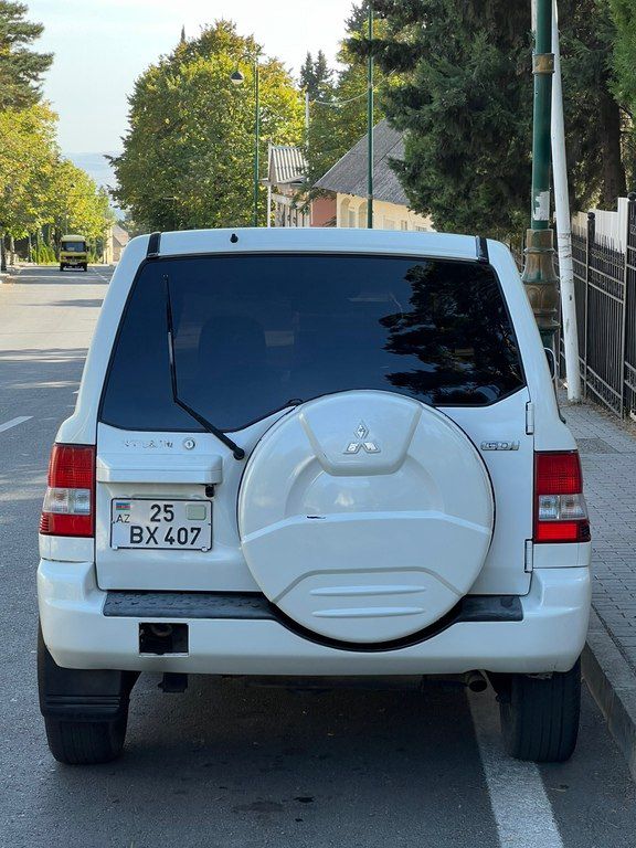 Mitsubishi Pajero io, 2.0 L, 2002 il, 279 000 km 25-BX-407 — Avtomobillər, Oğuz (5)