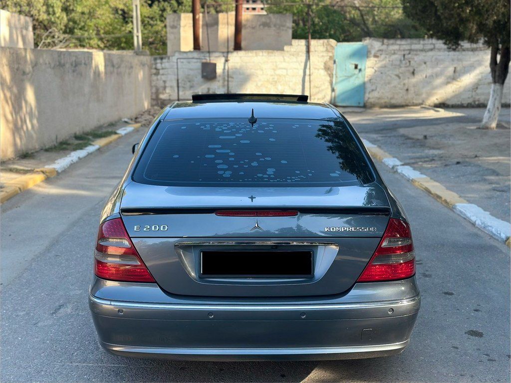 Mercedes E 200, 1.8 L, 2006 il, 300 000 km — Avtomobillər, Sumqayıt (6)