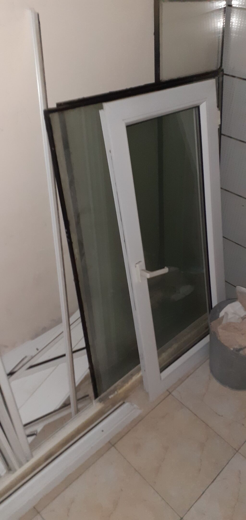 PVC pəncərə paketləri və çərçivələr - Material: ağ PVC profil - Şüşə — Pəncərələr, qapılar, balkonlar, Bakı (5)