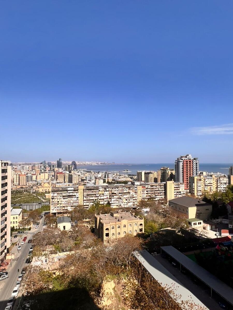 Satılır 4 otaqlı yeni tikili 185 m² — Mənzil, Bakı (8)