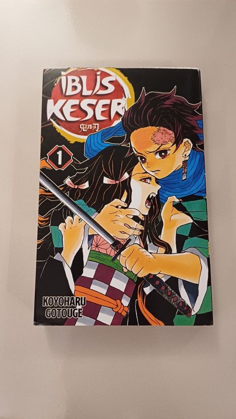 Məhsul: “İblis Kəsər” (Demon Slayer) – 1-ci cild — Masazır