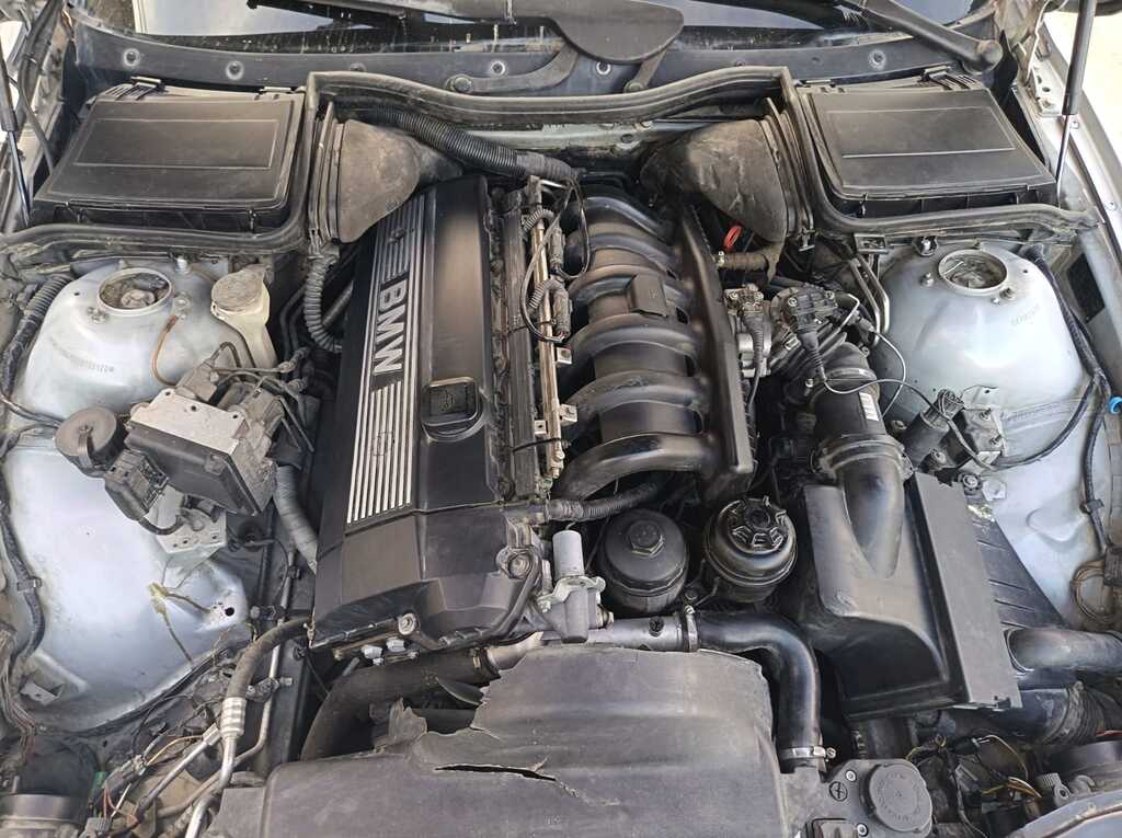 BMW 523, 2.5 L, 1998 il, 484 000 km 77-EJ-932 — Avtomobillər, Siyəzən (10)