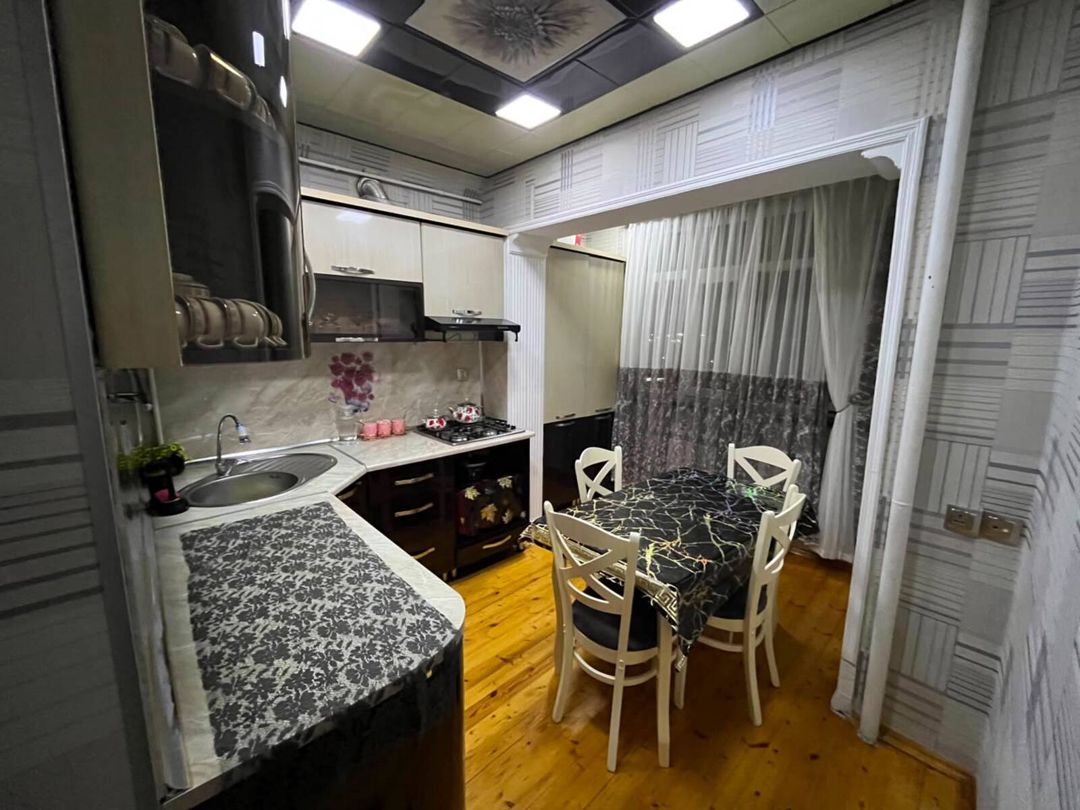 Satılır 2 otaqlı köhnə tikili 62 m² — Mənzil, Bakı (9)