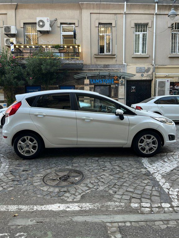 Ford Fiesta, 1.0 L, 2016 il, 147 000 km 10-OX-112 — Avtomobillər, Bakı (4)