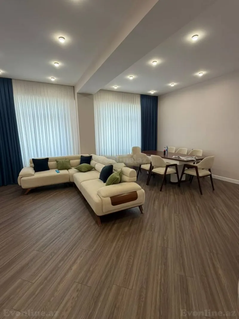 Kirayə verilir 3 otaqlı Mənzil Yeni tikili 155 m² Bakı, Xətai r., Ağ şəhər — Bakı