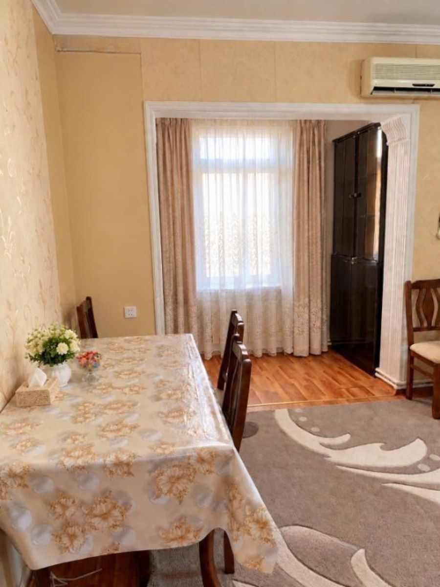 İcarəyə verilir 2 otaqlı köhnə tikili 55 m² — Mənzil, Bakı
