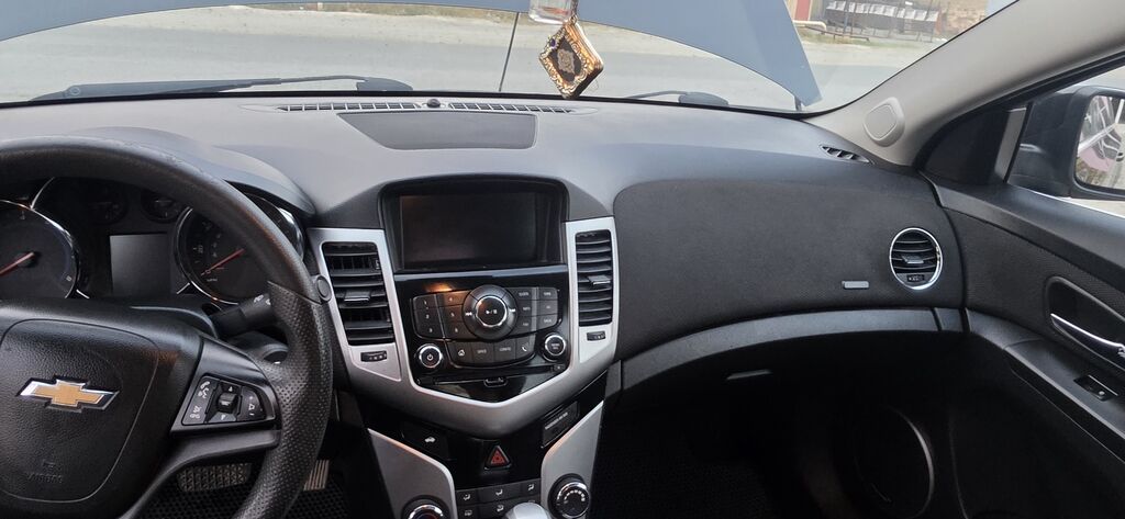 Chevrolet Cruze: 1.4 l 2015 il 140000 km Sedan 20-EO-243 — Avtomobillər, Gəncə (3)