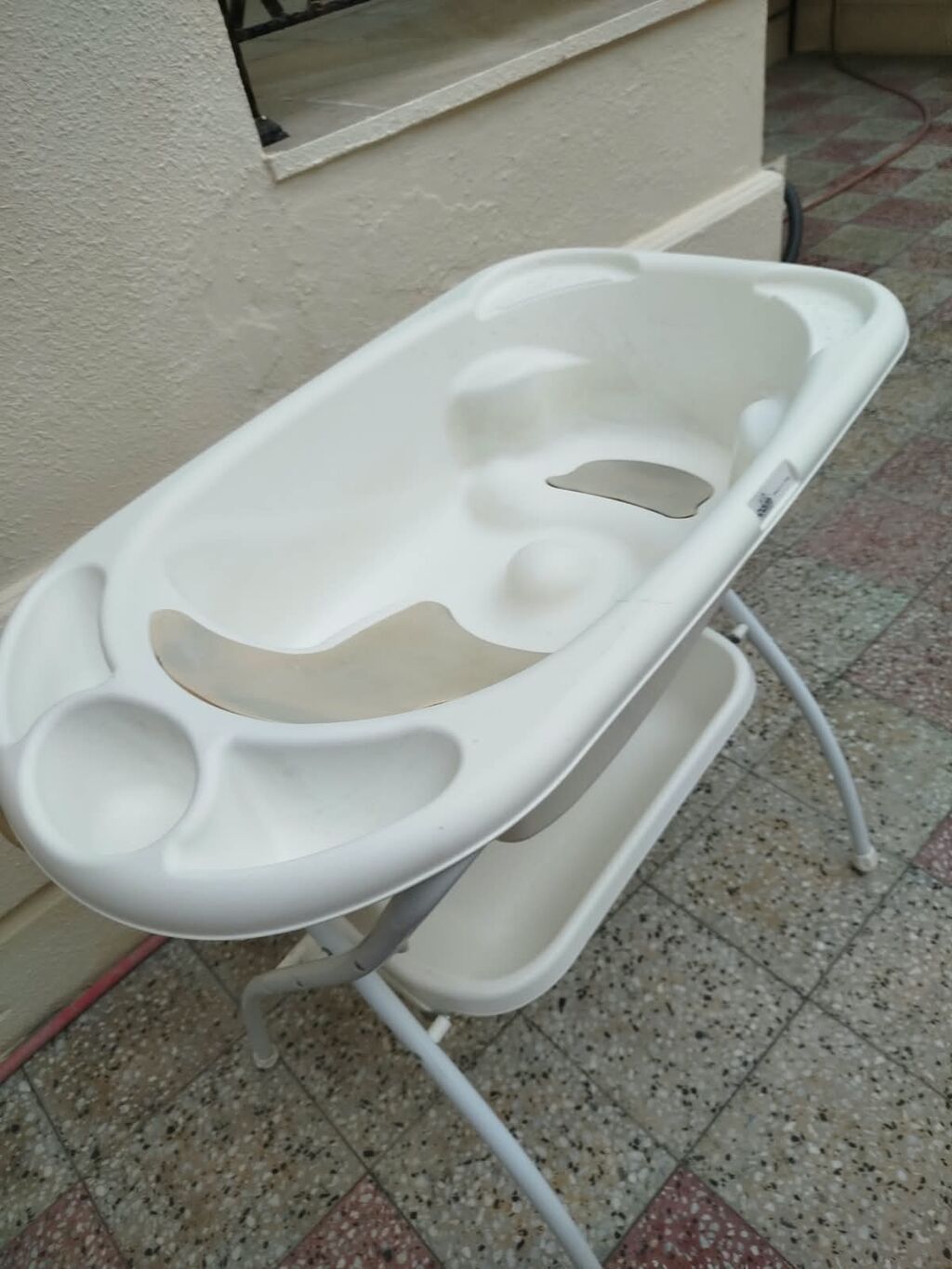 Uşaq vannası və dayaq stendi - Markası: Cam (etiket üzərində görünür) — Mebel, Bakı
