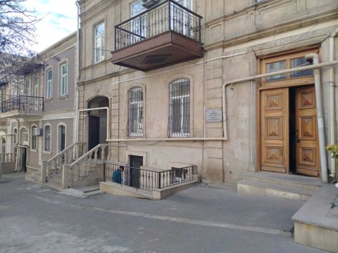 Satılır obyekt 45 m² — Bakı