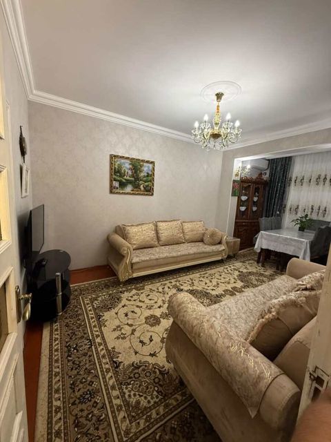 Satılır 3 otaqlı köhnə tikili 65 m² — Bakı