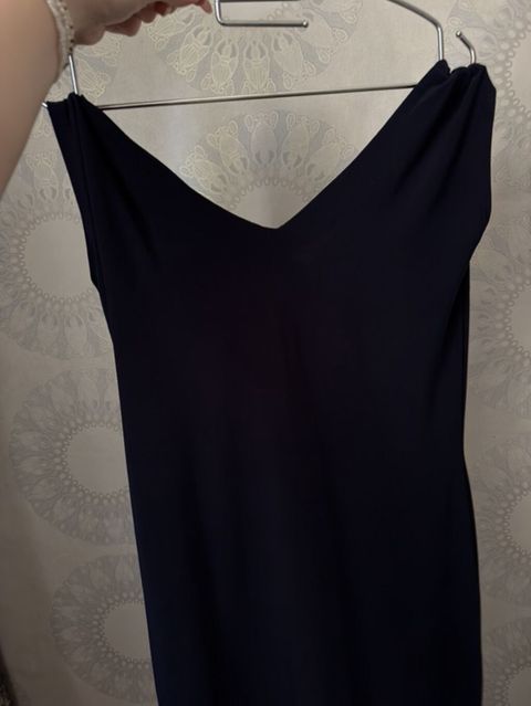 Zərif qadın donu - Rəng: tünd göy (navy) - Model: sadə, zərif kəsim — Masazır