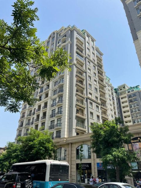 Satılır 2 otaqlı yeni tikili 75 m² — Bakı