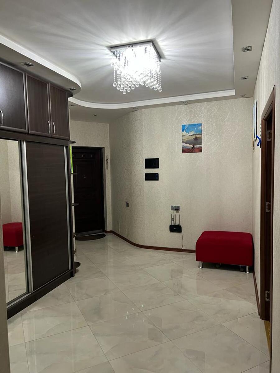 İcarəyə verilir 4 otaqlı yeni tikili 170 m² — Mənzil, Bakı (9)