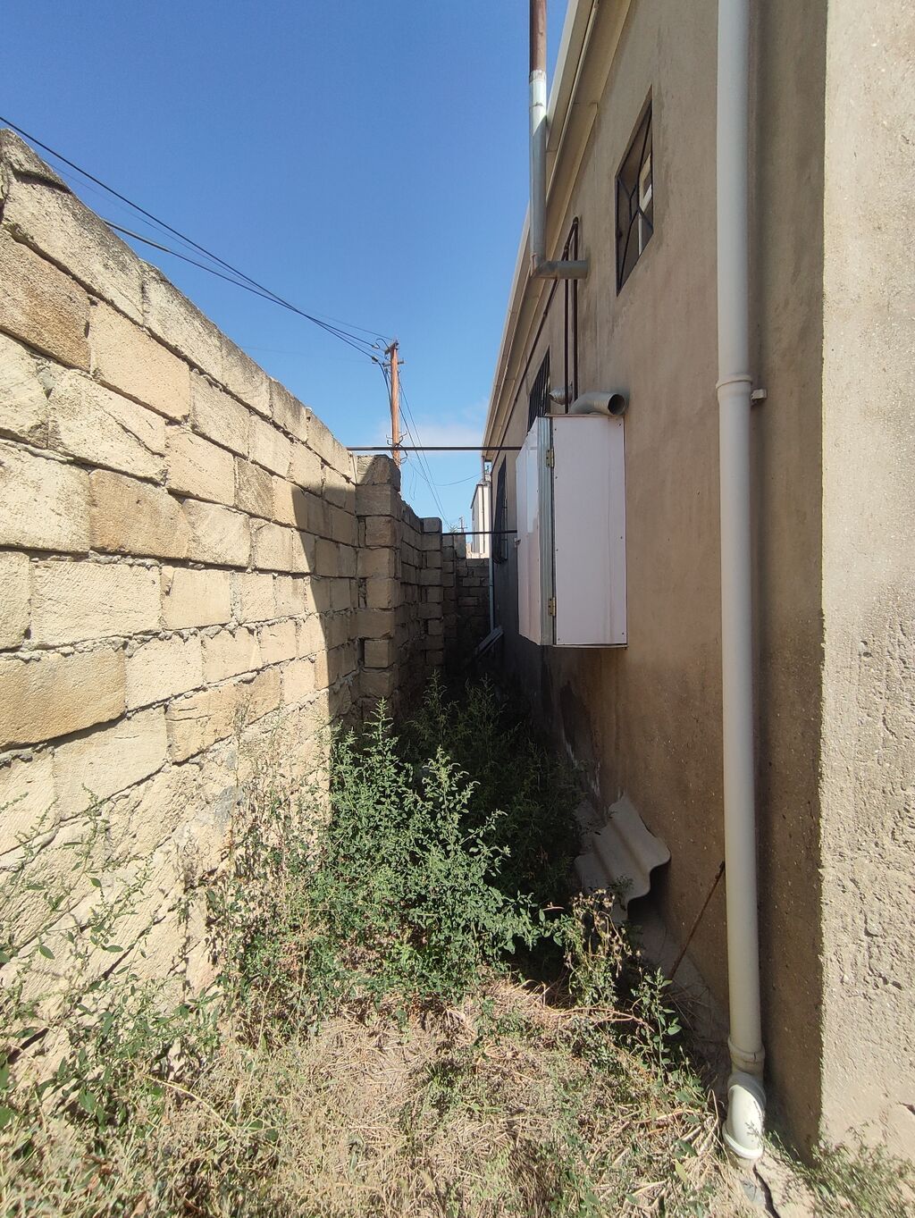Həyət evi satılır. Ev Saray qəsəbəsində yerləşir — Ev, villa, Saray (4)