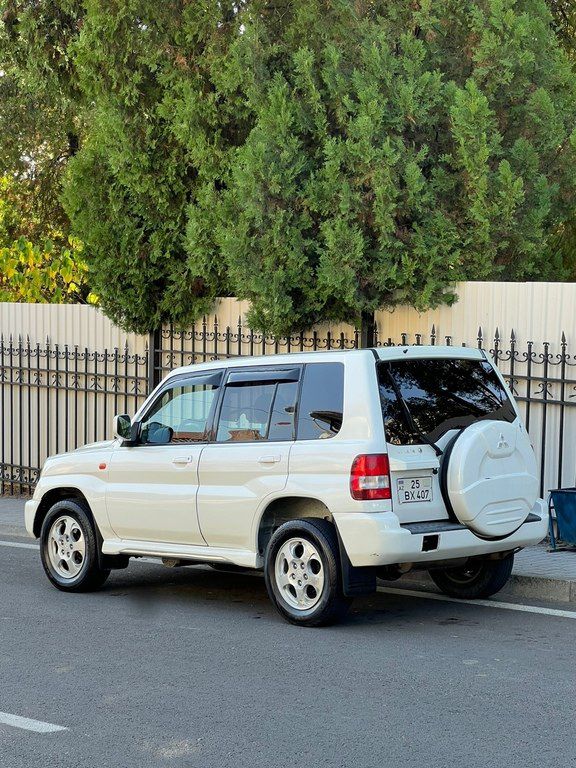 Mitsubishi Pajero io, 2.0 L, 2002 il, 279 000 km 25-BX-407 — Avtomobillər, Oğuz (4)