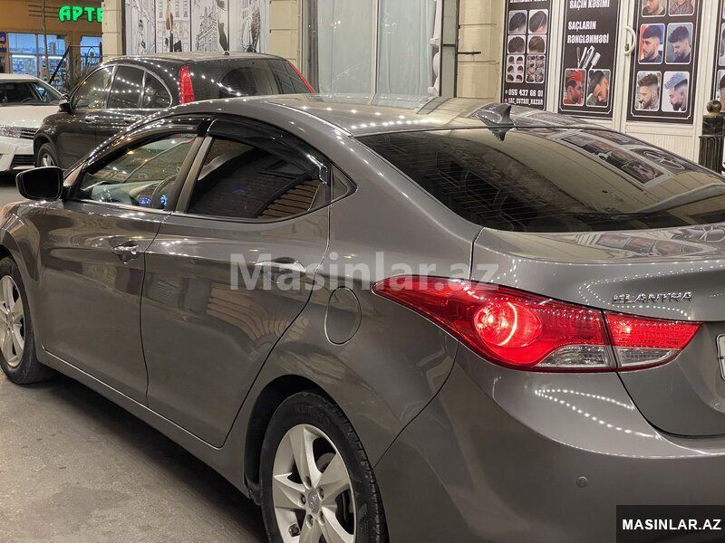 Hyundai Elantra, 2012 il 90-DL-079 — Minik avtomobili icarəsi, Bakı (2)
