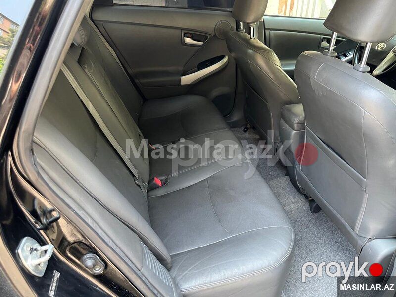 Toyota Prius 2010, 2010 il — Avtomobillər, Bakı (4)