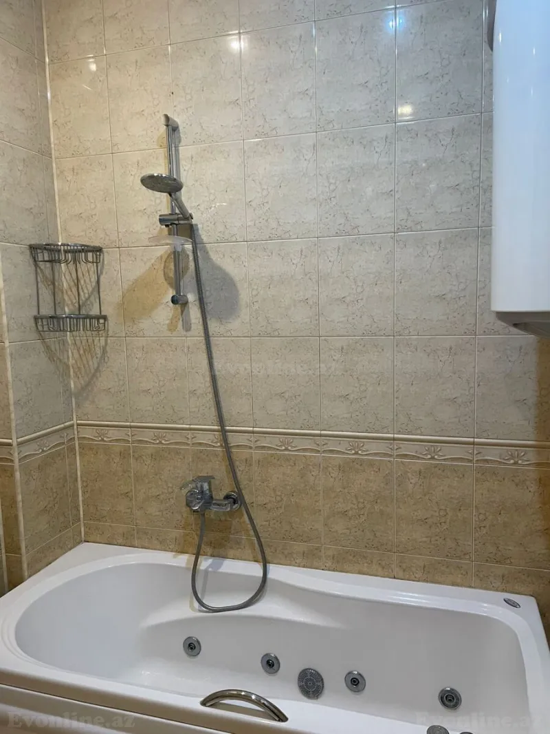 Satılır 3 otaqlı Mənzil Yeni tikili 133 m² Bakı, Yasamal r., Nizami m — Mənzil, Bakı (5)