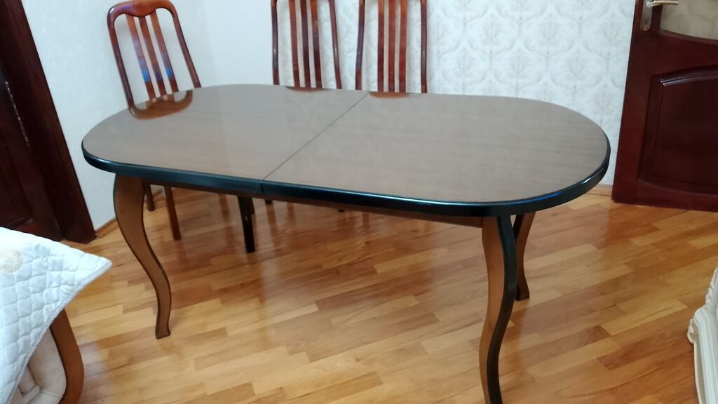 Yığcamlaşdırıla bilən yemək masası - Material: ağac, parlaq laklı — Masalar, Bakı