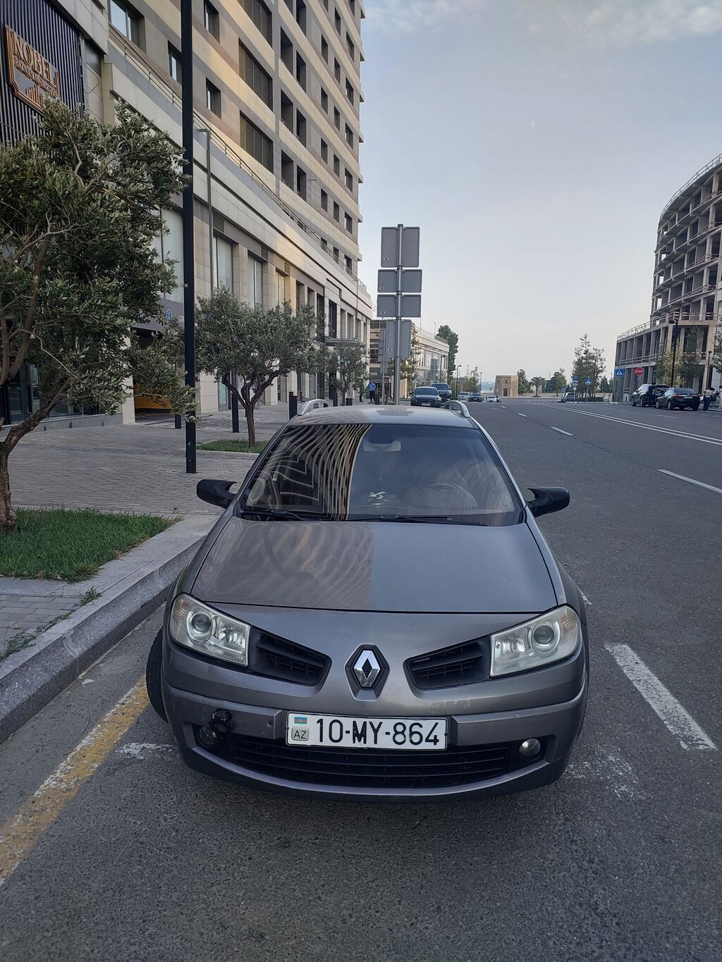 Renault Megane Grandtour (universal), boz rəng. Əsas xüsusiyyətlər 10-MY-864 — Avtomobillər, Digah (6)