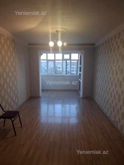 Kirayə 2 otaqlı Bina evi menzil (Köhnə tikili), 47 m², 4-cü mikrorayon — Sumqayıt