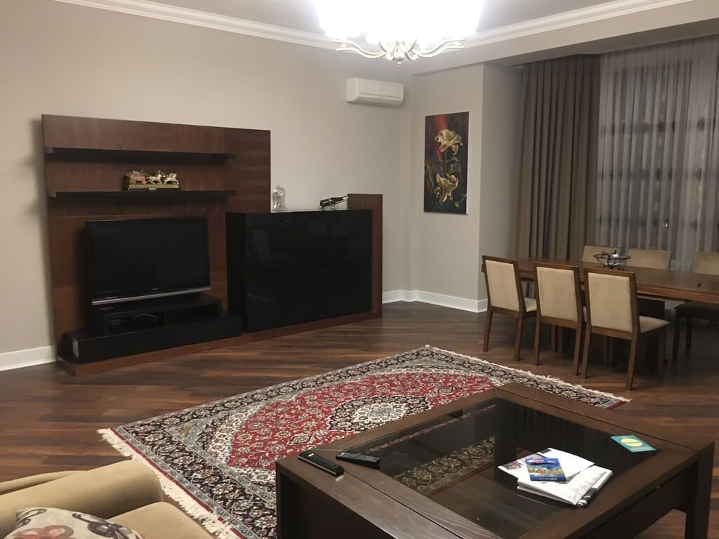Şəhərin mərkəzində 3 otaqlı mənzil Mənzil 162 kv.m sahəyə malikdir — Mənzil, Bakı (3)