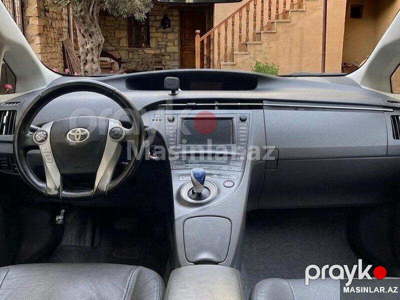 Toyota Prius 2010, 2010 il — Avtomobillər, Bakı (3)