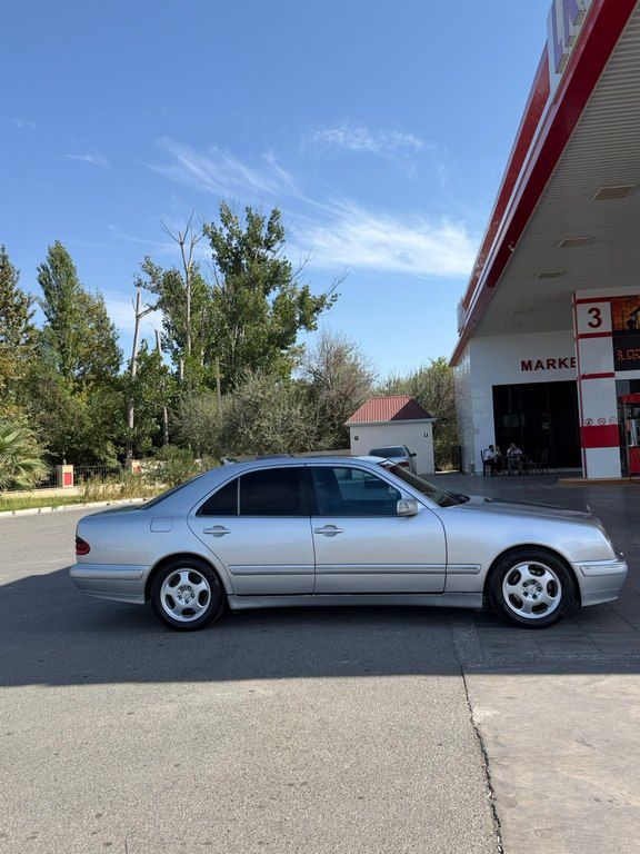 Mercedes E 220, 2.2 L, 2000 il, 573 576 km — Avtomobillər, Bakı (8)
