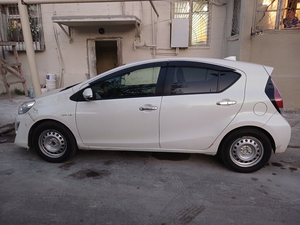 Toyota Aqua, 1.5 L, 0.9 kWh, 2016 il, 235 000 km 77-SP-834 — Avtomobillər, Bakı (4)