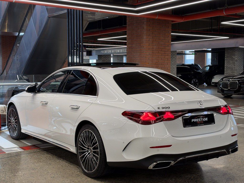 Mercedes E 300 4MATIC, 2.0 L, 2025 il, 10 000 km — Avtomobillər, Bakı (5)