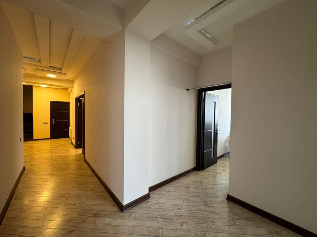 İcarəyə verilir 7 otaqlı yeni tikili 230 m² — Mənzil, Bakı (9)