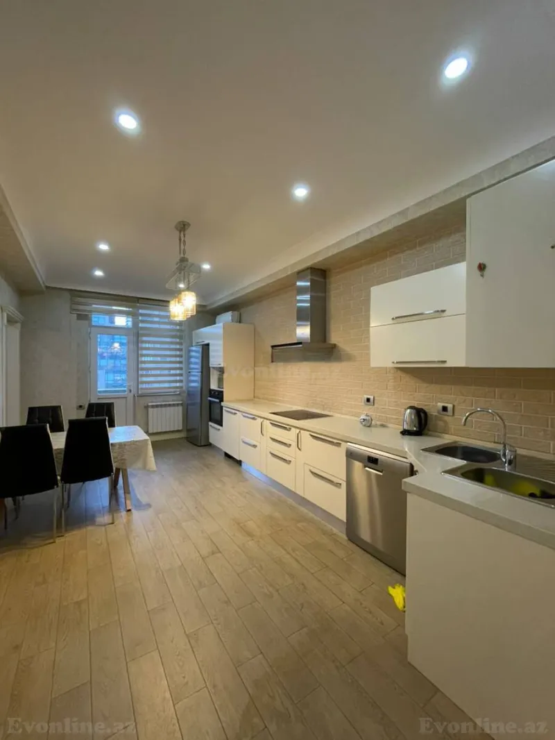 Kirayə verilir 3 otaqlı Mənzil Yeni tikili 170 m² Bakı, Nəsimi r., 28 May m — Mənzil, Bakı (4)