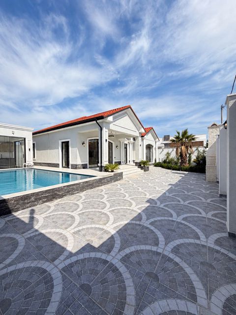 Satılır 4 otaqlı həyət evi/bağ evi 180 m² — Bakı