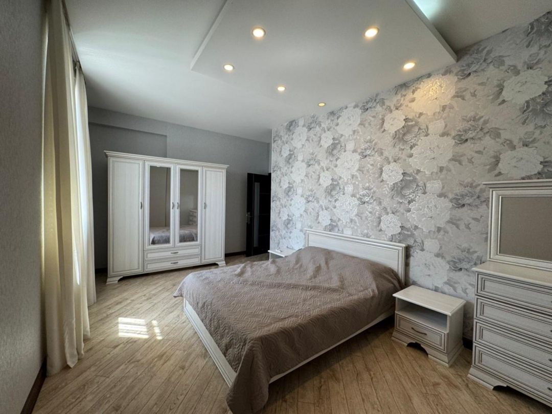 İcarəyə verilir 7 otaqlı yeni tikili 230 m² — Mənzil, Bakı (11)