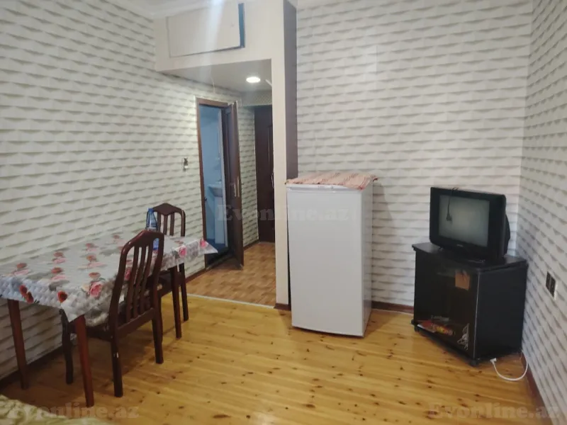 Kirayə verilir 2 otaqlı Mənzil Köhnə tikili 40 m² Bakı, Nərimanov r — Mənzil, Bakı (2)