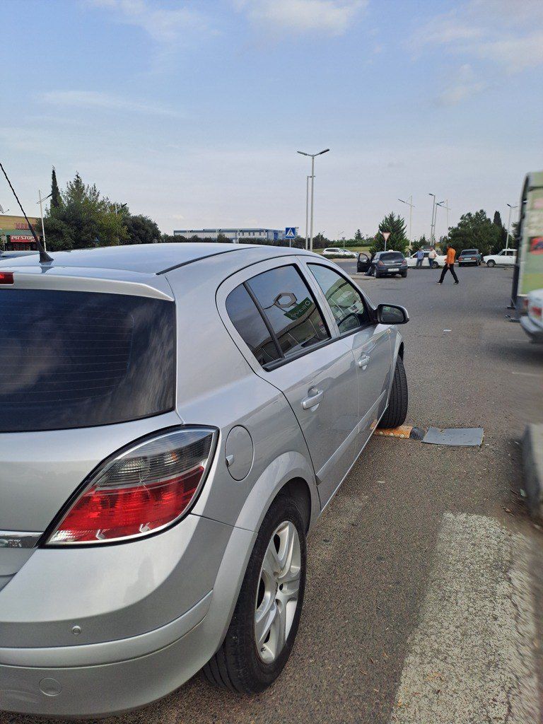 Opel Astra, 1.4 L, 2008 il, 231 125 km 77-ED-704 — Avtomobillər, Şəmkir (3)