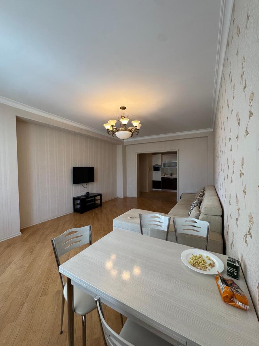 İcarəyə verilir 3 otaqlı yeni tikili 110 m² — Mənzil, Bakı (9)
