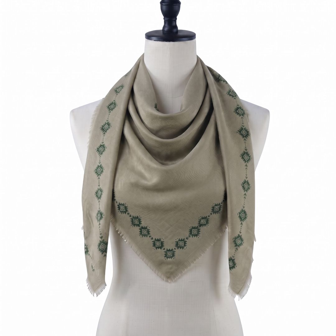 Yaylıq Pirşah, boz, İpək, 100х100 sm — Mallar, Bakı (2)