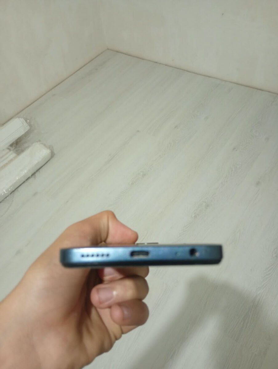 Infinix Smart 8 Timber Black 64GB/4GB — Smartfonlar, Quba (4)