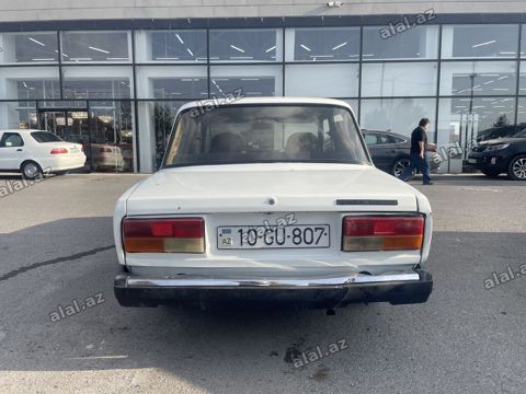 Vaz (lada) 2107: 1.6 l 2000 il — Bakı
