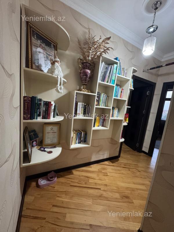 Satılır 3 otaqlı Bina evi menzil (Köhnə tikili), 100 m², 8-ci mikrorayon — Mənzil, Sumqayıt (2)