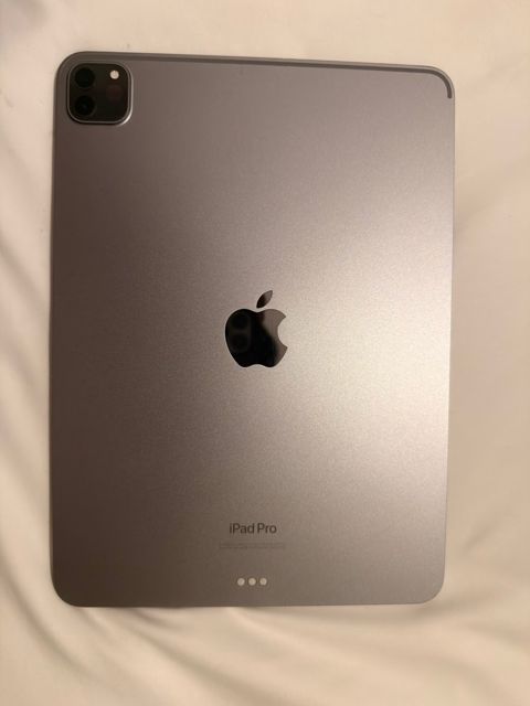 Apple iPad Pro (11 inç) 4-cü nəsil) 2022-ci il — Bakı