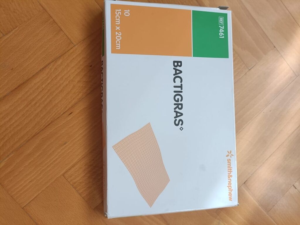 Smith & Nephew Bactıgras – antibakterial tərkibli yara örtüyü — Digər, Bakı (3)