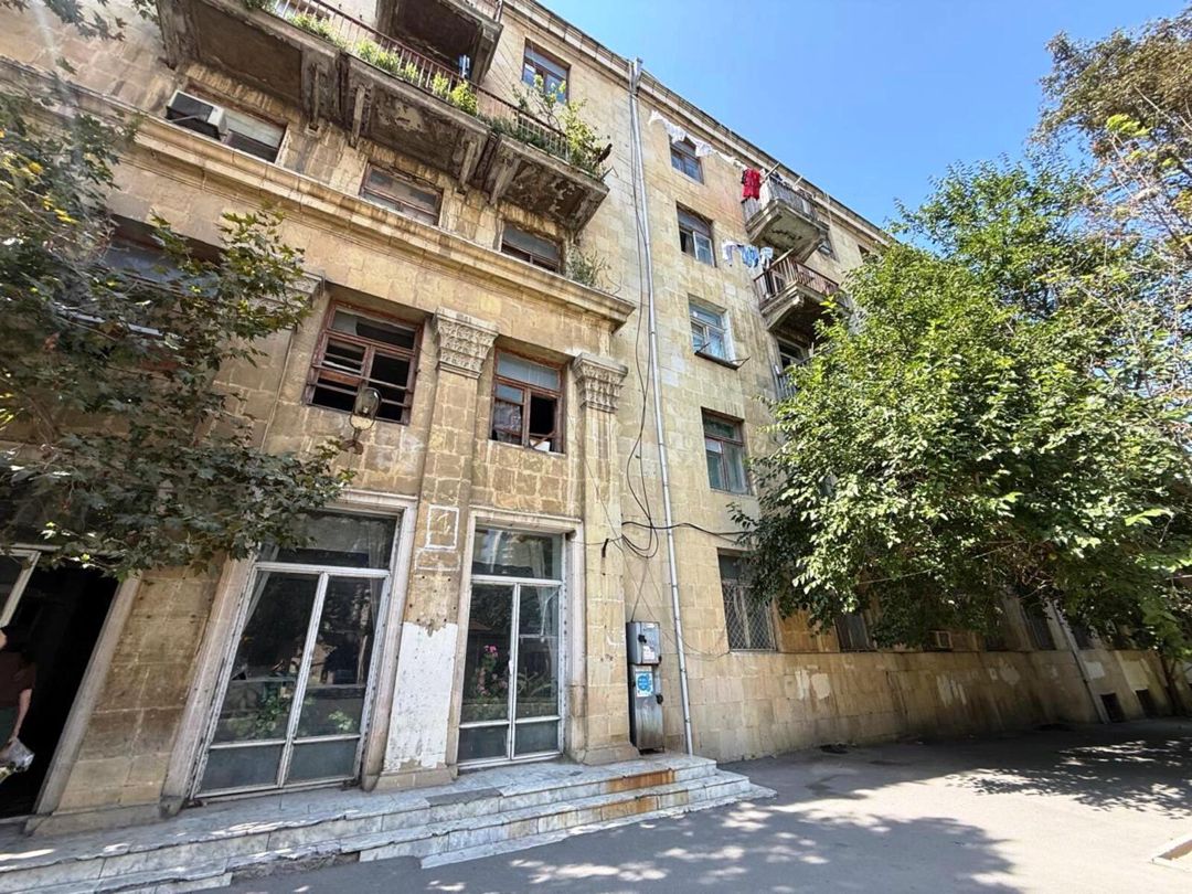 İcarəyə verilir 2 otaqlı köhnə tikili 40 m² — Mənzil, Bakı