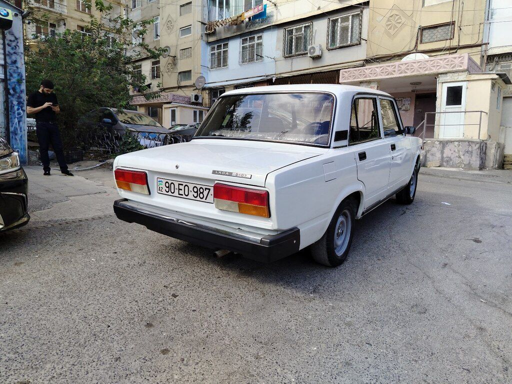 Lada (VAZ) 2107, 1.6 L, 2009 il, 80 000 km 90-EO-987 — Avtomobillər, Bakı (4)