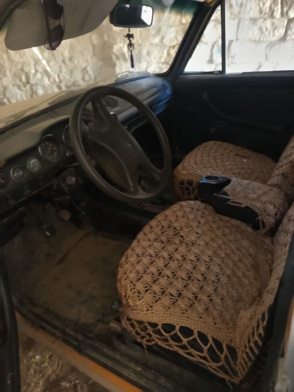 VAZ 2106 sedan - Kuzov: 4 qapılı klassik “Jiquli” (VAZ 2106) kuzovu — Avtomobillər, Digah (7)